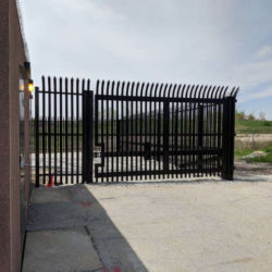 palisade fencing by gibraltar